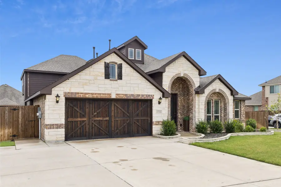 1216 Richard Pittmon Drive, Desoto, TX 75115 - Image #2