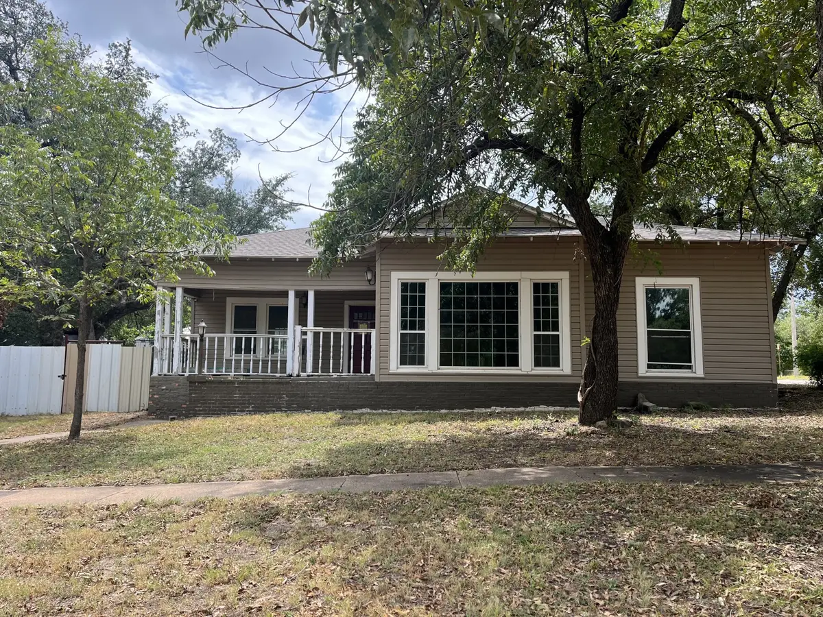 511 W 7th Street, Cisco, TX 76437 - Image #1