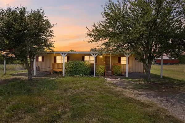 342 County Road 2146, Greenville, TX 75402