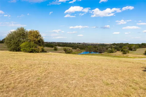 7432 Retreat Boulevard, Cleburne, TX 76033