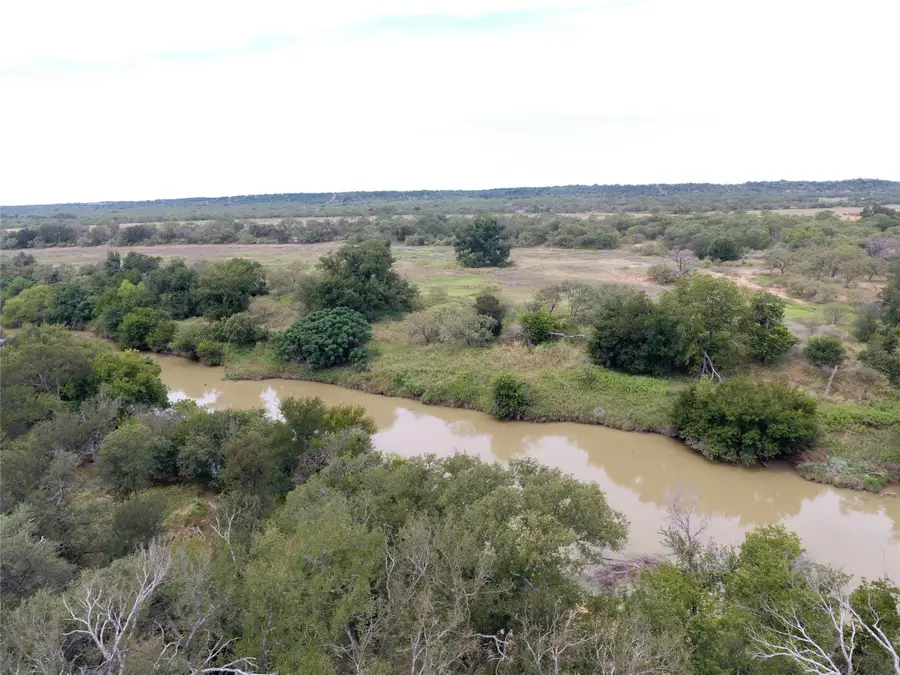 392 S Cr 433, Mullin, TX 76864 - Image #2