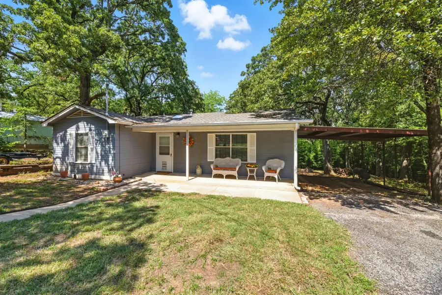 357 Hiland Acres Circle, Pottsboro, TX 75076 - Image #3