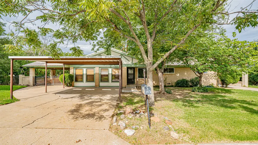 103 Blakeney Street, Stephenville, TX 76401 - Image #3