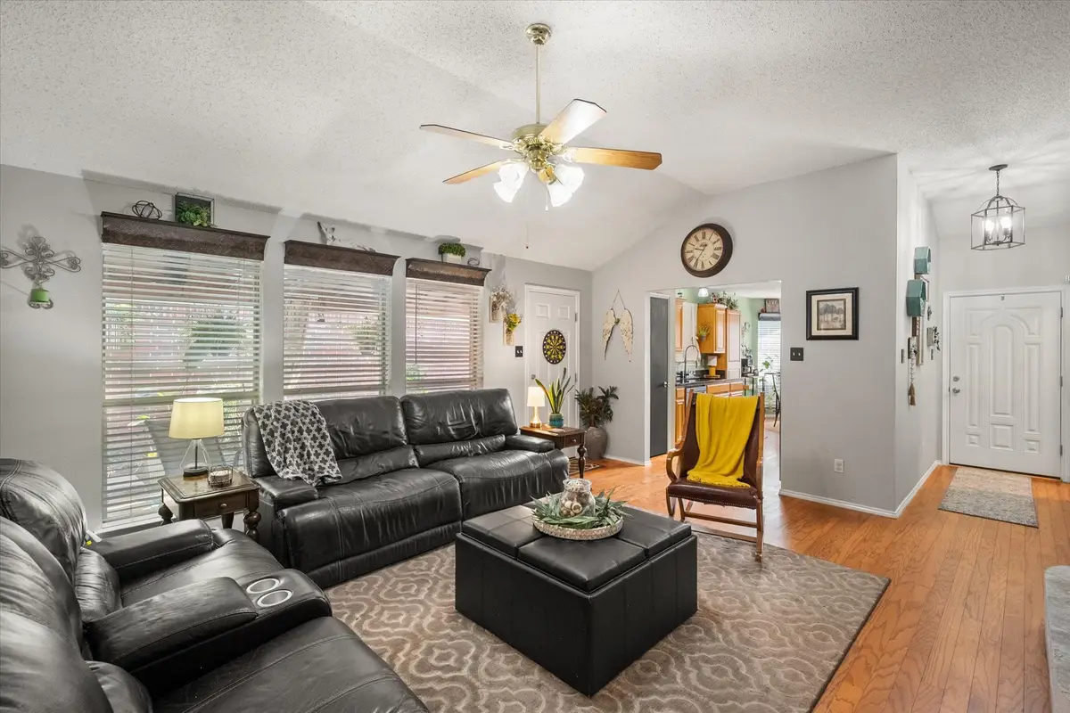 5505 Onyx Court, Arlington, TX 76017 - Image #1