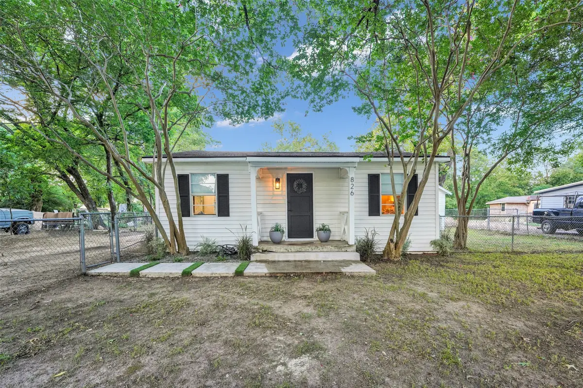 826 W Laramie Lane, Dallas, TX 75217 - Image #1