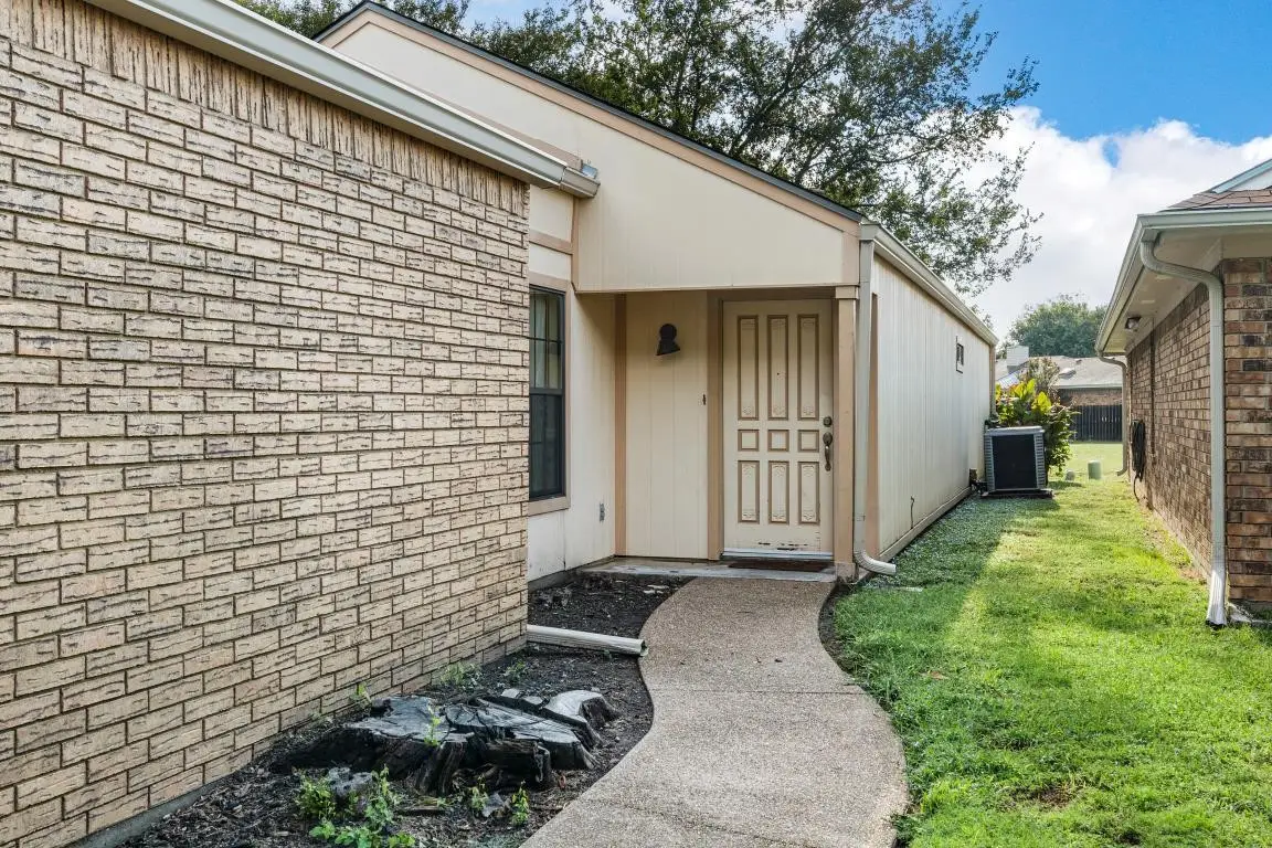 827 Fort Gates, Waco, TX 76708 - Image #1