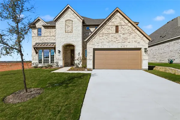 525 Carriage Hill Road, Midlothian, TX 76065