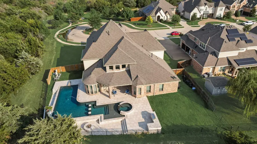 2704 Neblina Court, Grand Prairie, TX 75054 - Image #2