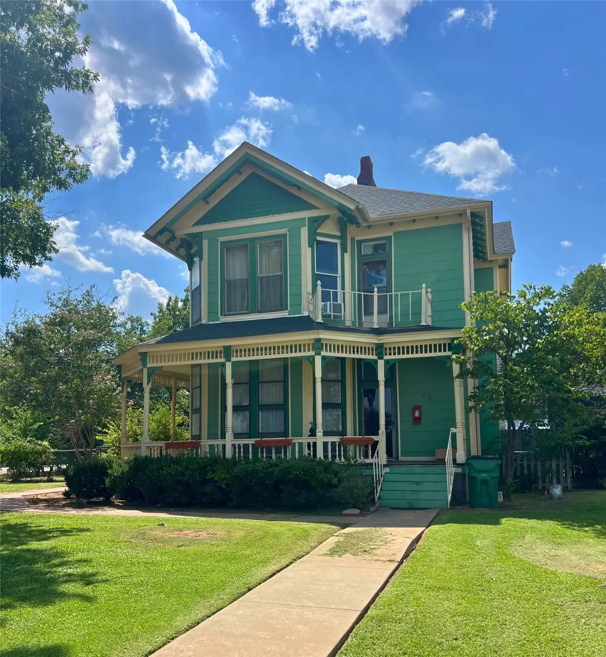 213 S Pecan, Henrietta, TX 76365 - Image #1