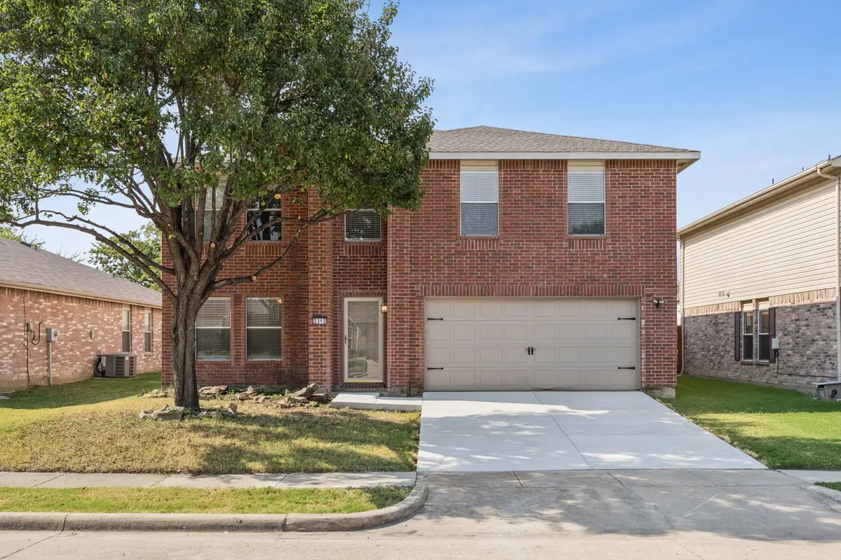 2312 Chestnut Drive, Little Elm, TX 75068 - Image #1