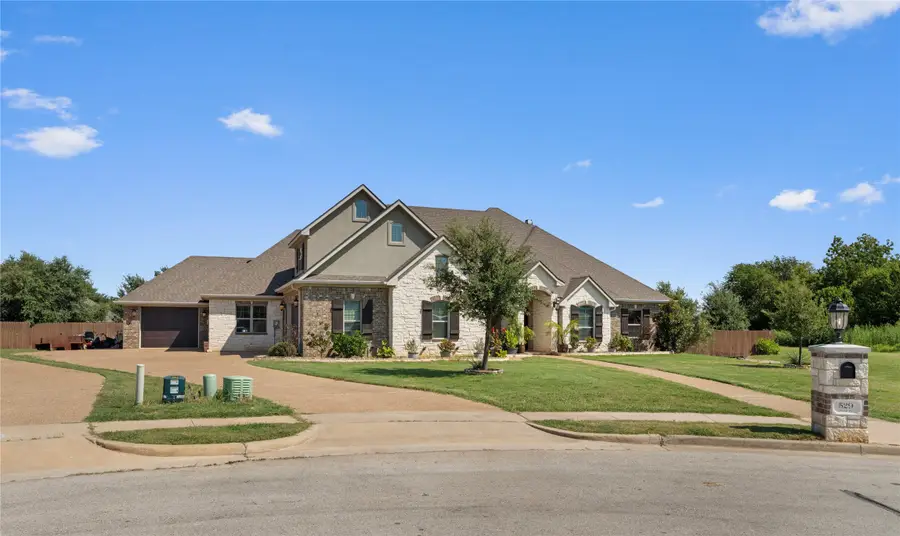 529 Perry Lane, Robinson, TX 76706 - Image #3