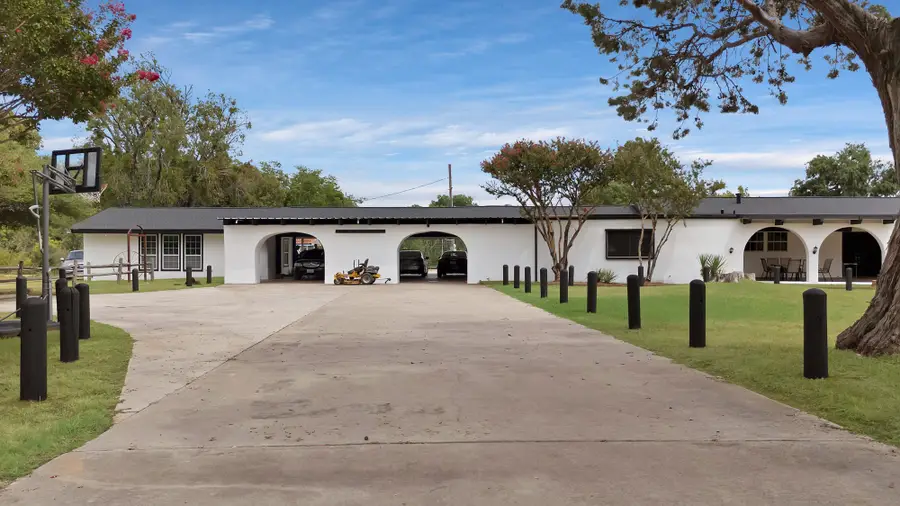 8445 S Fm 730, Boyd, TX 76023 - Image #2