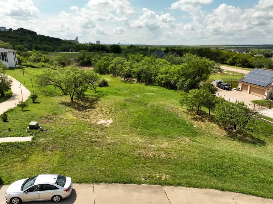 2530 Hardwick Lane, Cedar Hill, TX 75104 - Image #3