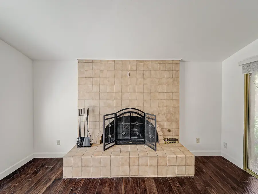 6639 Roundrock Road, Dallas, TX 75248 - Image #2