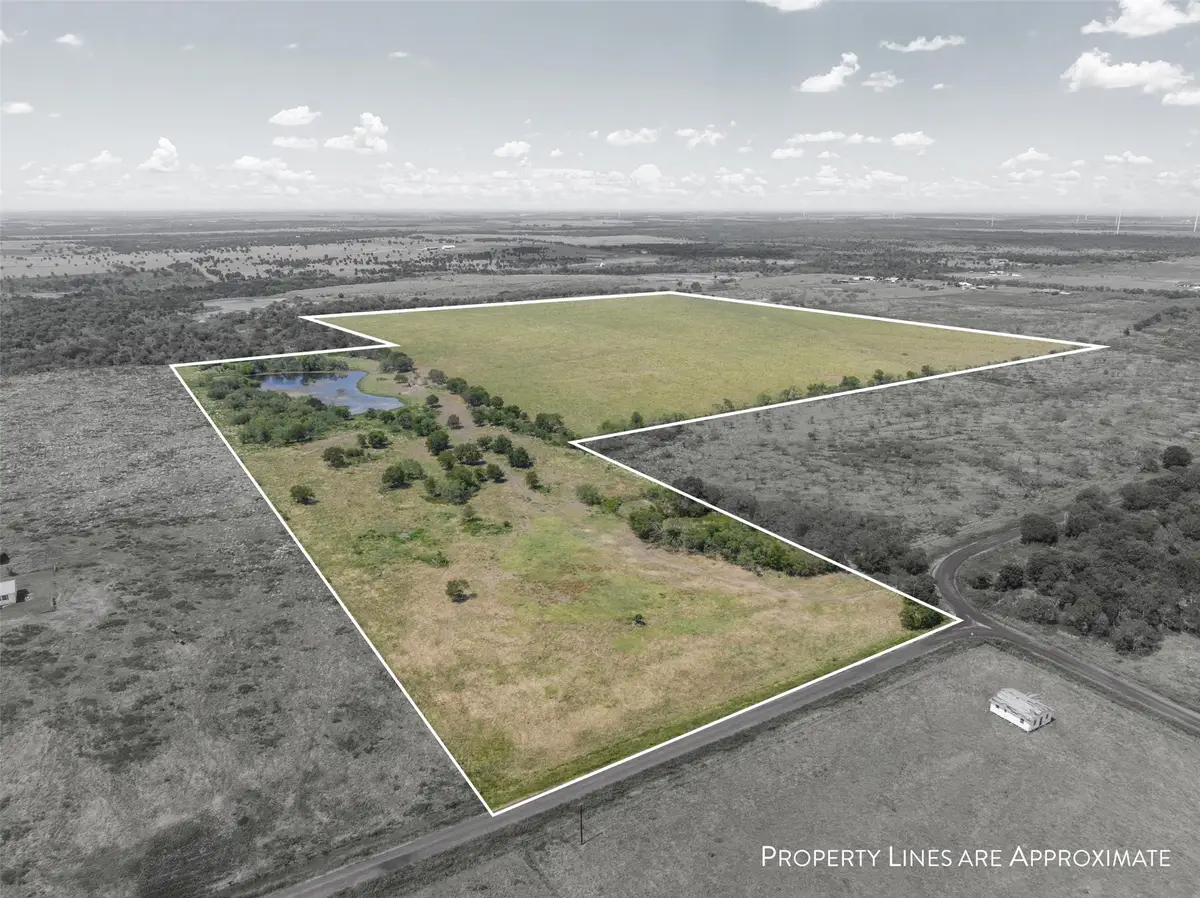 682 W Somers Lane, Axtell, TX 76624 - Image #1