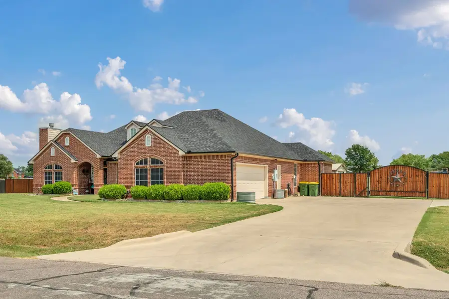 12417 Lightcatcher Way, Burleson, TX 76028 - Image #3