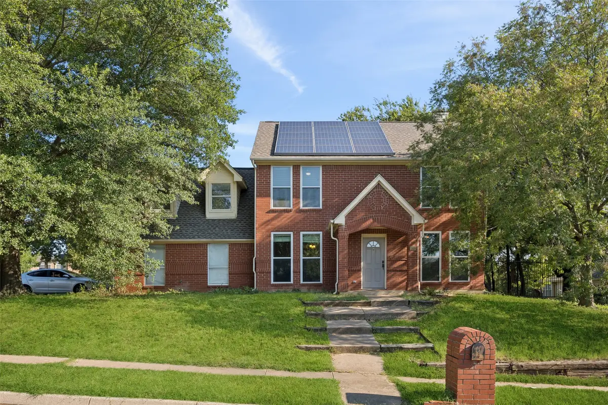 2150 Eva Lane, Euless, TX 76040 - Image #1