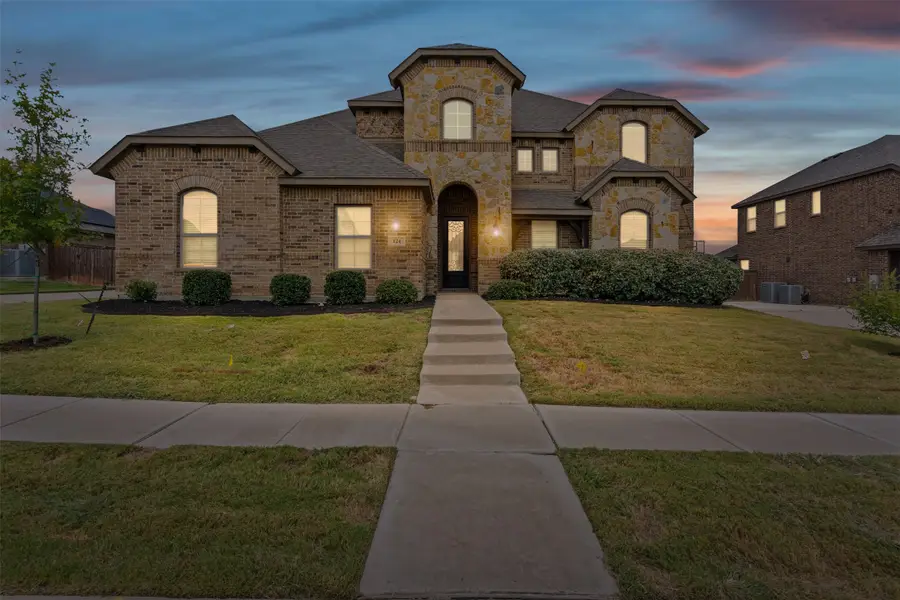 124 St Elias Drive, Burleson, TX 76028 - Image #2