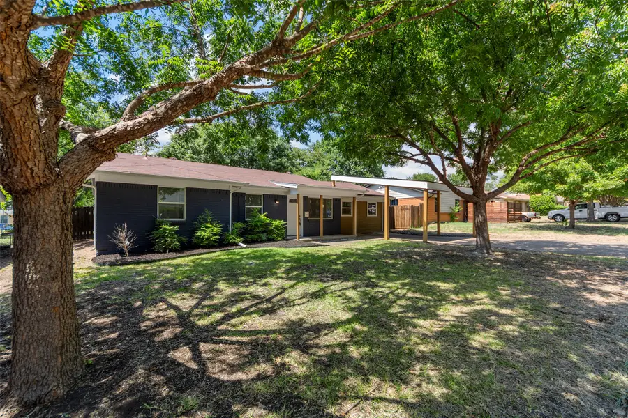 13215 Blossomheath Lane, Dallas, TX 75240 - Image #2