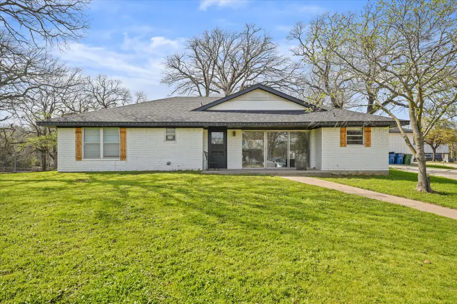 399 Woodland Drive, Copper Canyon, TX 75077 - Image #2