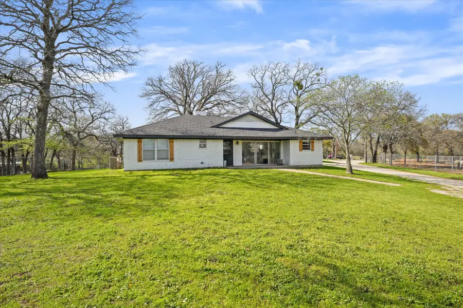 399 Woodland Drive, Copper Canyon, TX 75077 - Image #3
