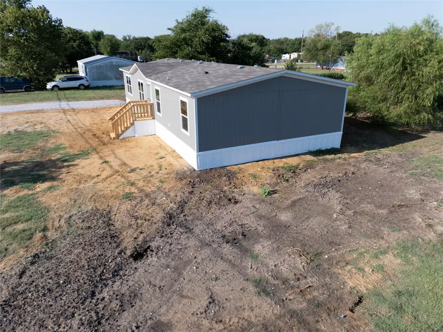 7005 Walden Drive, Joshua, TX 76058 - Image #2