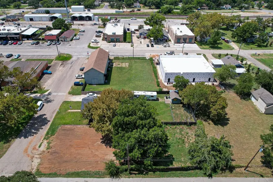 107 E 10th Street, Joshua, TX 76058 - Image #3