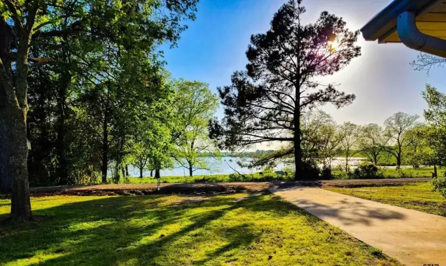 1513 County Road 1100, Bogata, TX 75417 - Image #2