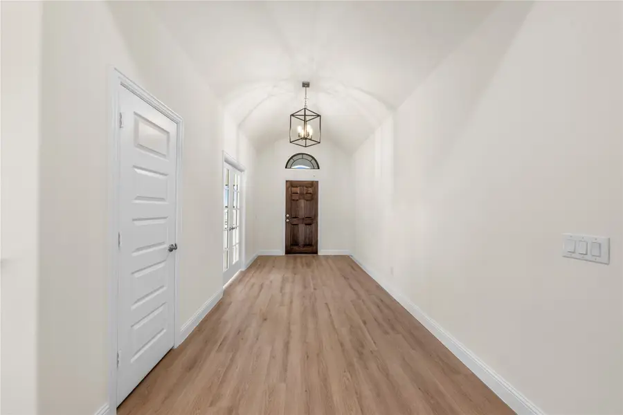 1984 Nightfall Drive, Venus, TX 76084 - Image #3