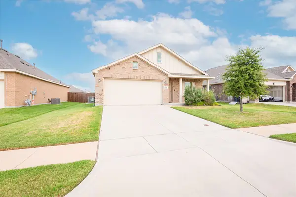 1614 Fields View Drive, Anna, TX 75409
