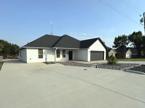 2813 Catfish Court, Granbury, TX 76048