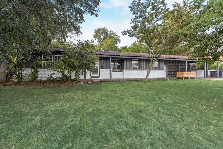 6555 Calmont Avenue, Fort Worth, TX 76116 - Image #2