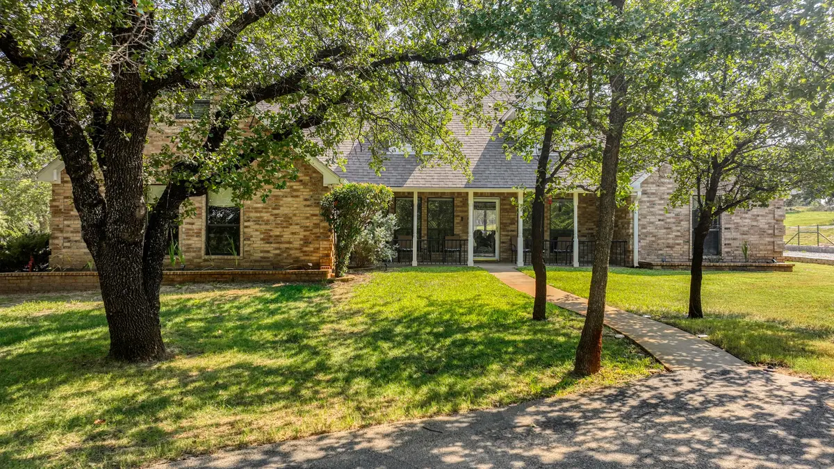 142 Bishop Drive, Weatherford, TX 76088 - Image #1