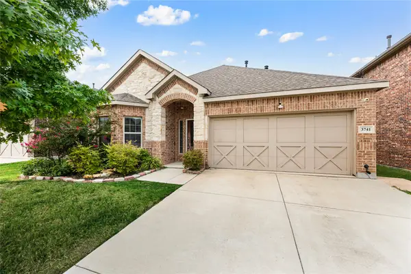 3741 Fossil Tree Lane, Fort Worth, TX 76244