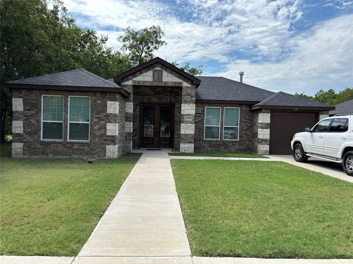 343 N Morris Street, Gainesville, TX 76240 - Image #1