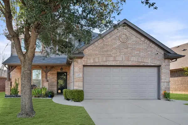 12013 Rowsley Lane, Burleson, TX 76028
