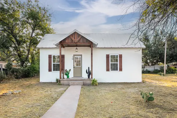10 Forest Street, Eden, TX 76837