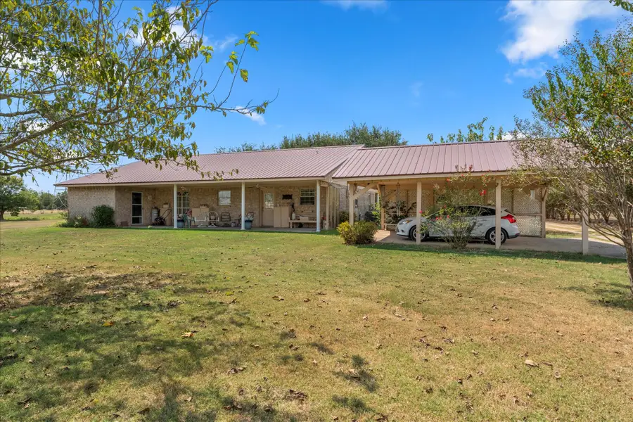 84 Reynolds, Mount Vernon, TX 75457 - Image #2