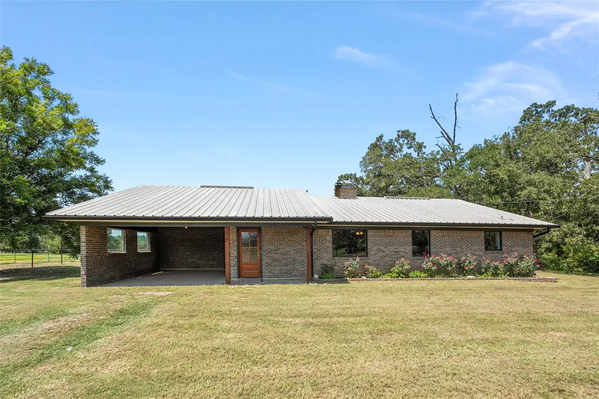 26304 State Highway 19, Athens, TX 75752 - Image #1