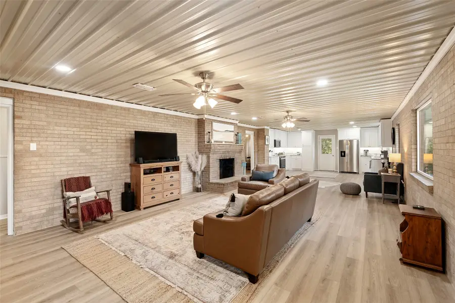 26304 State Highway 19, Athens, TX 75752 - Image #2