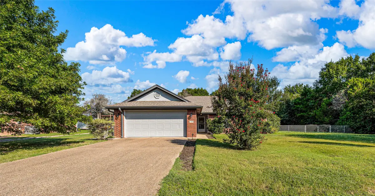 545 Ouida Drive, Waco, TX 76705 - Image #1