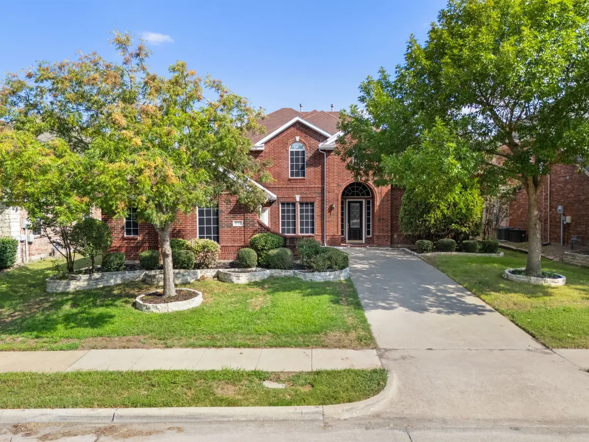 10302 Fairway Vista Drive, Rowlett, TX 75089 - Image #1