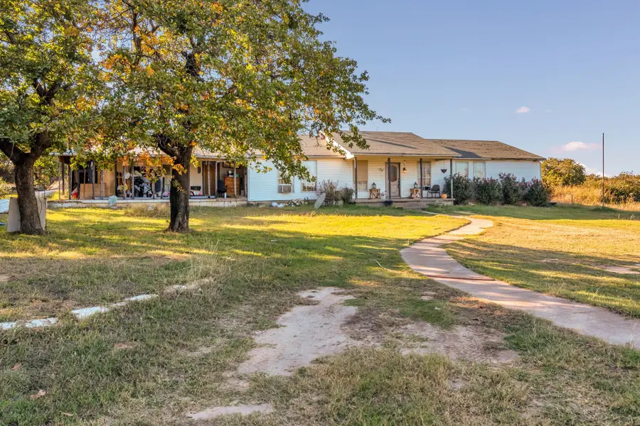 511 Salt Creek Road, Springtown, TX 76082 - Image #3