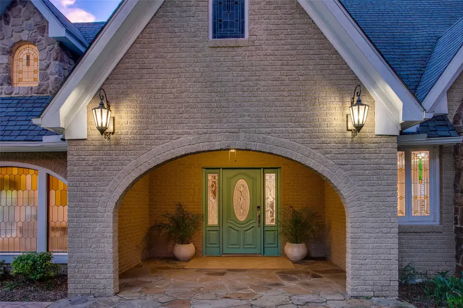 1033 Cedar Hill Avenue, Dallas, TX 75208 - Image #3