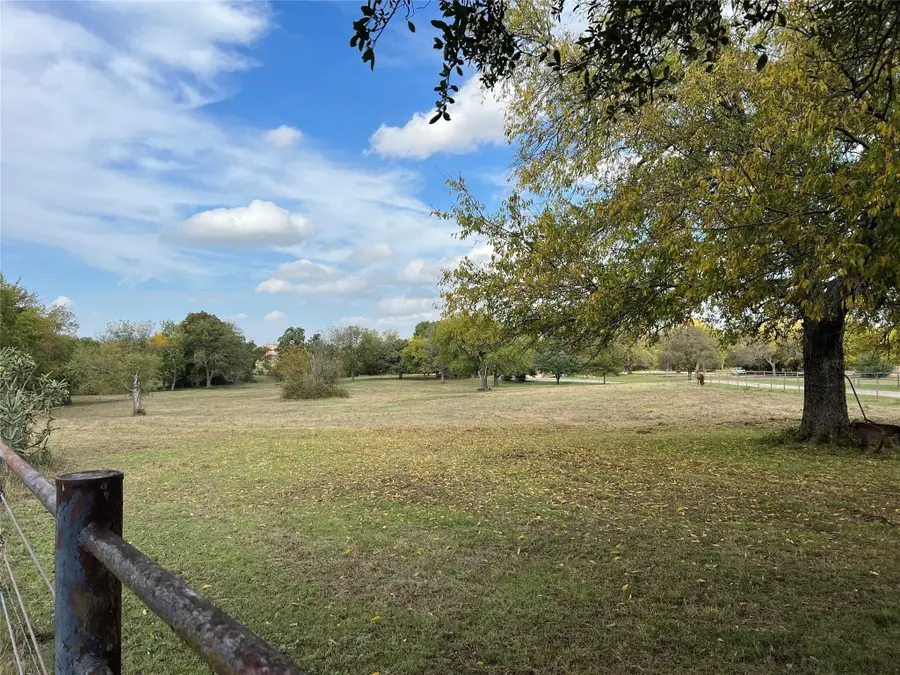 2815 Fm 3092, Gainesville, TX 76240 - Image #2
