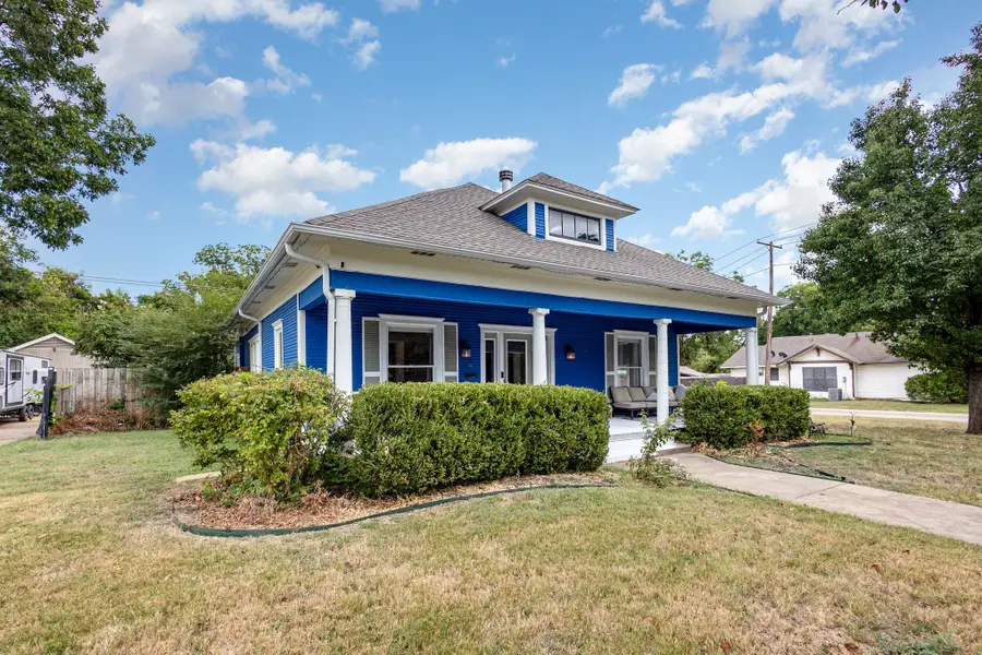 300 E University Avenue, Waxahachie, TX 75165 - Image #2