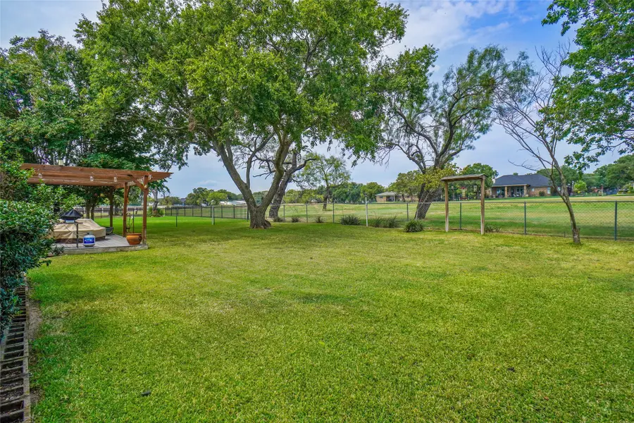 642 Half Moon Way, Runaway Bay, TX 76426 - #3