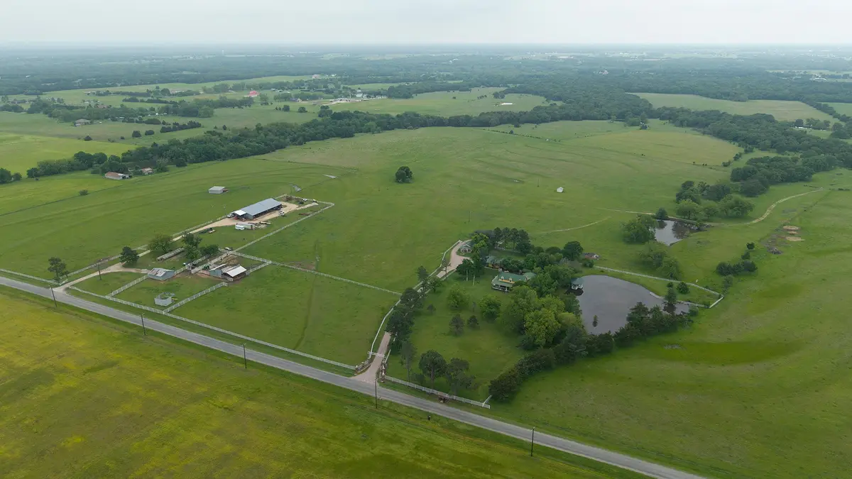 1276 Dixie Road, Whitesboro, TX 76273 - Image #1