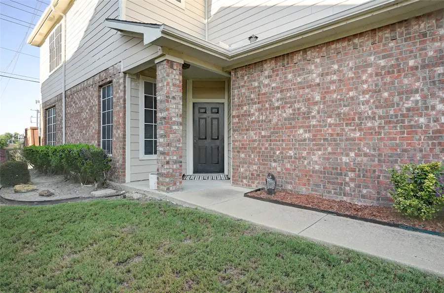 4567 Woodsboro Lane, Plano, TX 75024 - Image #2