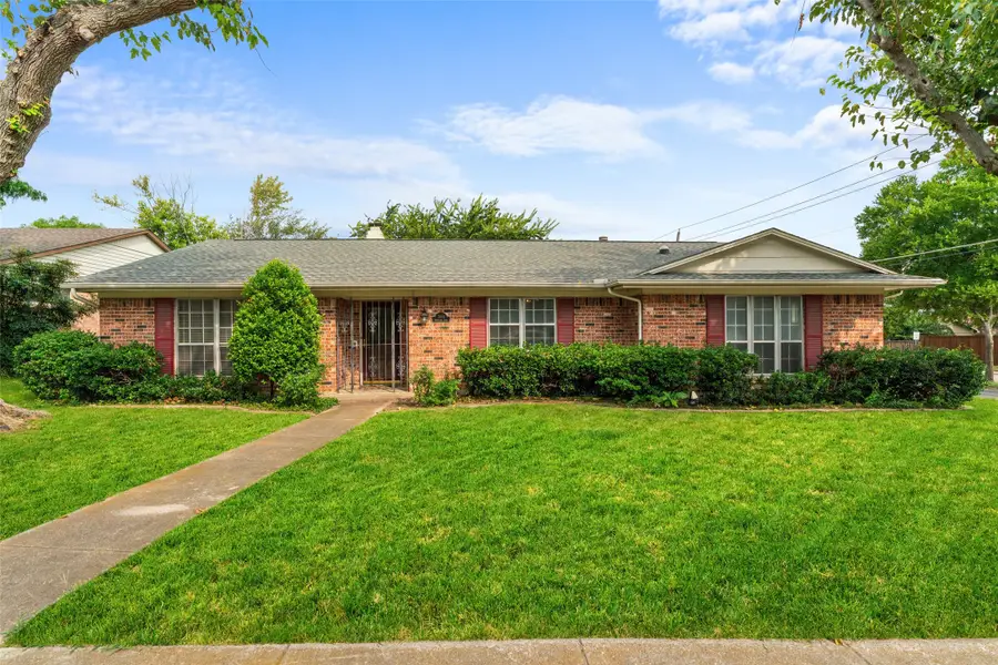 2601 Montclair Lane, Mesquite, TX 75150 - Image #2